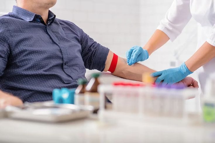 DONACIÓN DE SANGRE Y REGISTRO DE DONANTES DE MÉDULA ÓSEA