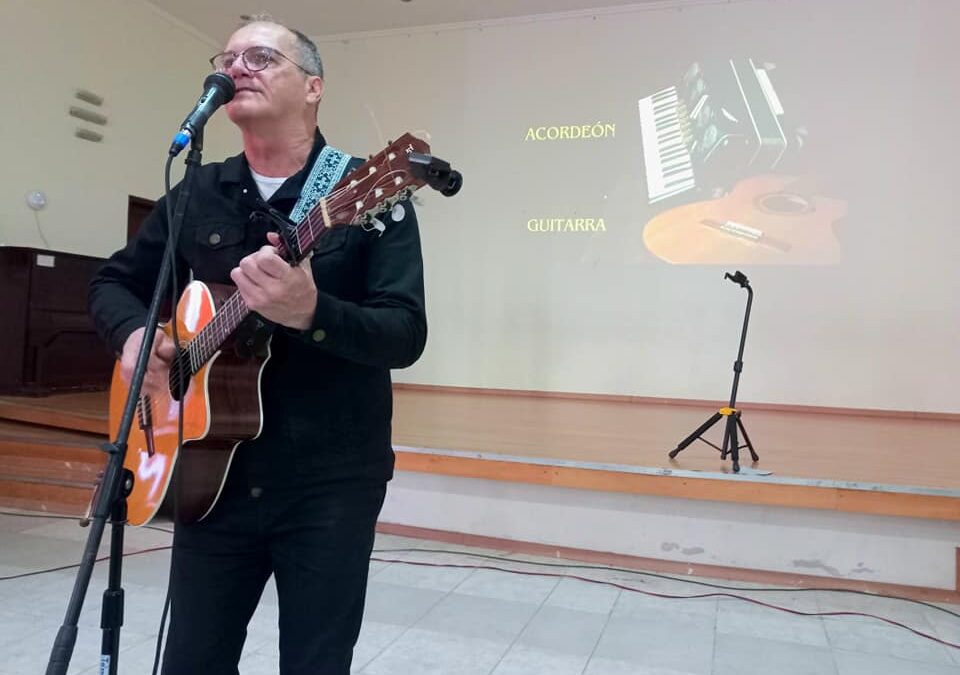 CHARLA «HABLEMOS DE CHAMARRITA»