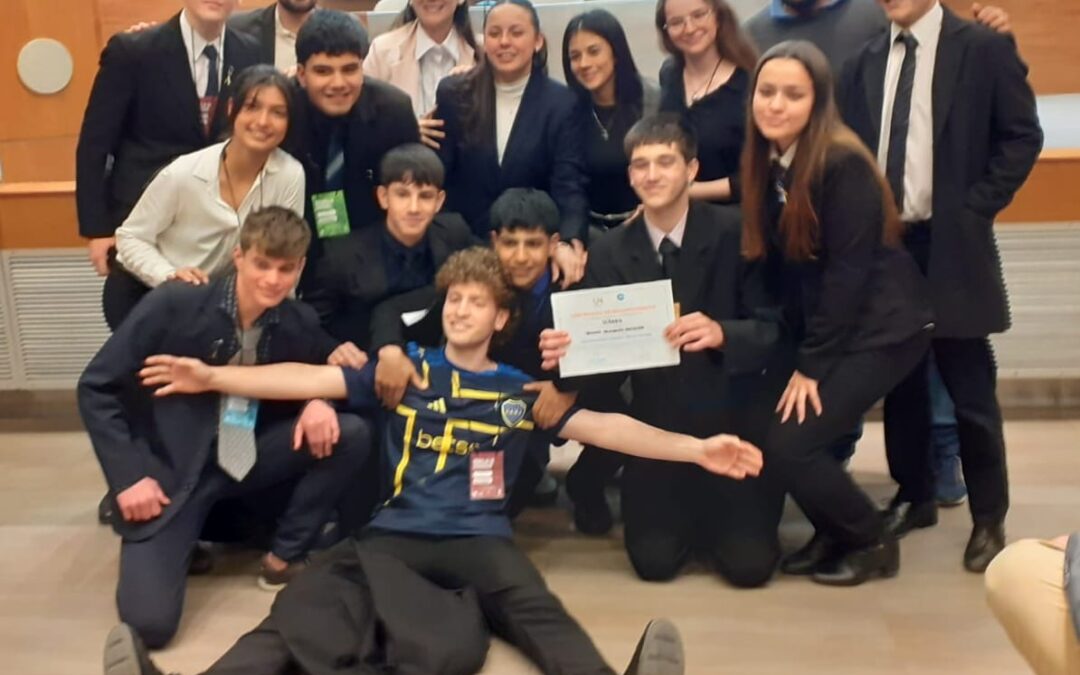 UNIENDO METAS, SUMANDO DISTINCIONES