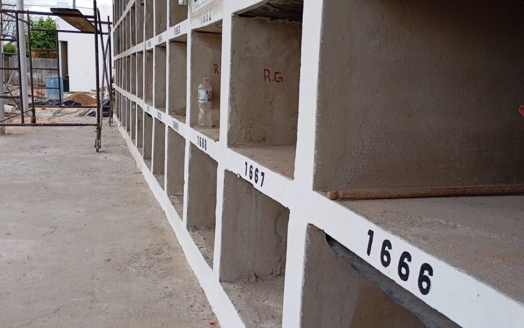 TRABAJOS EN EL CEMENTERIO MUNICIPAL